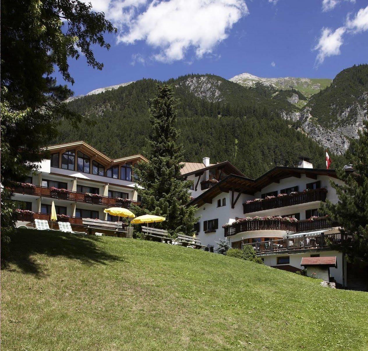 Hotel Gridlon Pettneu am Arlberg Ngoại thất bức ảnh