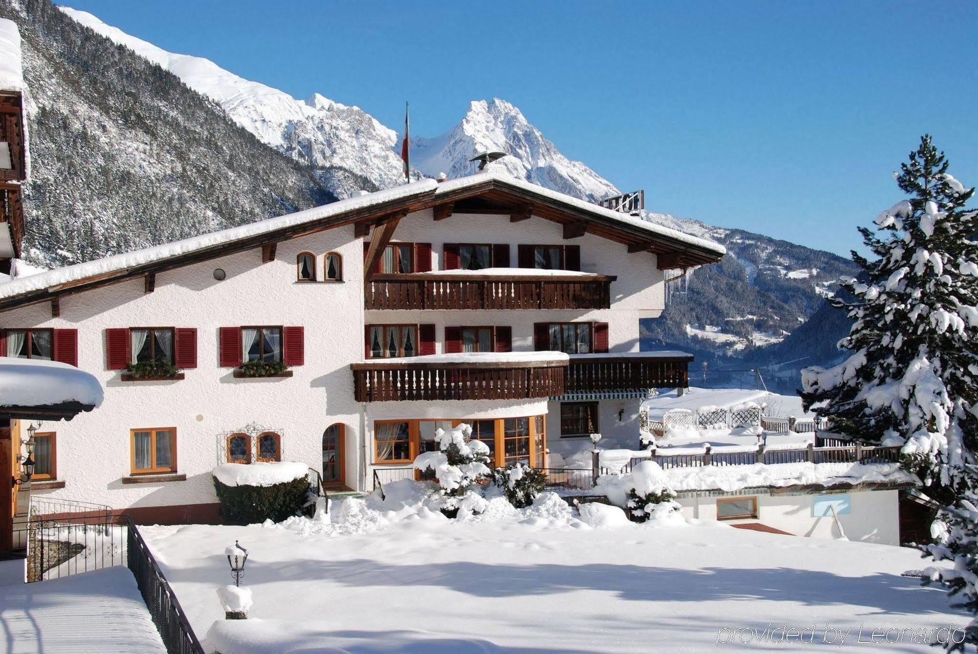 Hotel Gridlon Pettneu am Arlberg Ngoại thất bức ảnh