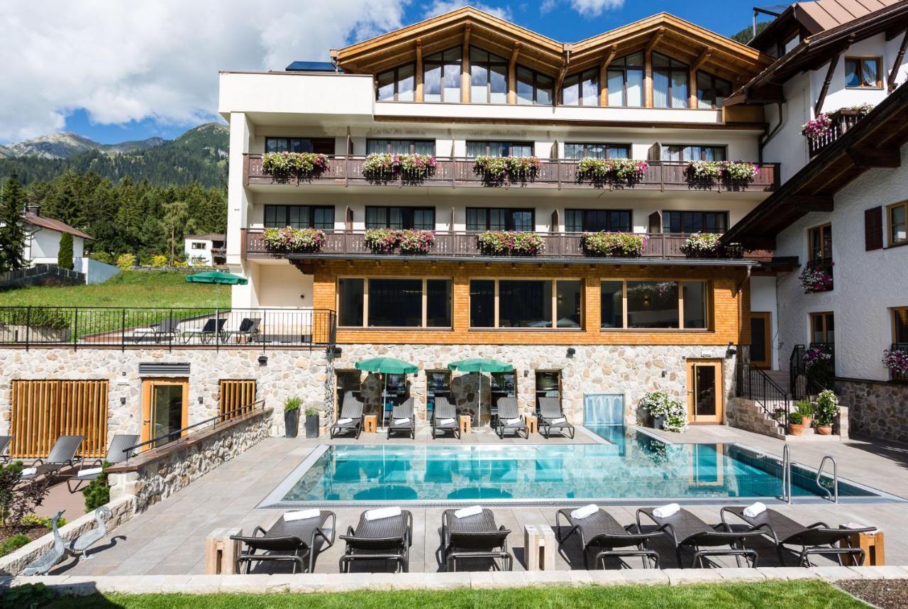 Hotel Gridlon Pettneu am Arlberg Ngoại thất bức ảnh