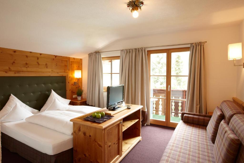 Hotel Gridlon Pettneu am Arlberg Phòng bức ảnh